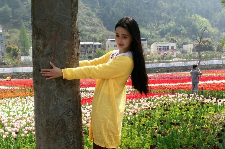 在黄龙邂逅十堰美女余梓璇