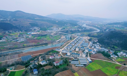 京堰對口協作?| 鄖陽區白龍廟大橋：一橋飛渡變通途 架通“幸福路” 