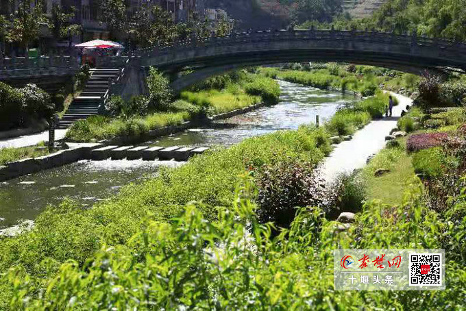 環境保護讓武當山劍河呈現迷人景象(通訊員 劉驤 攝影)